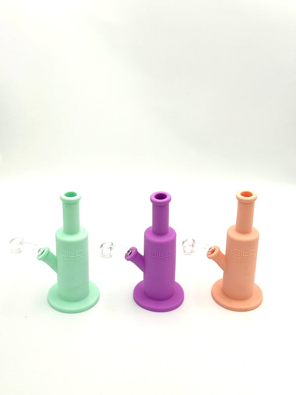 8’’ Slio Silicone Water Pipe With Banger 1ct Mixed Colors #SILO-134 - Premium  from O&Z WHOLESALE - Just $10! Shop now at O&Z WHOLESALE